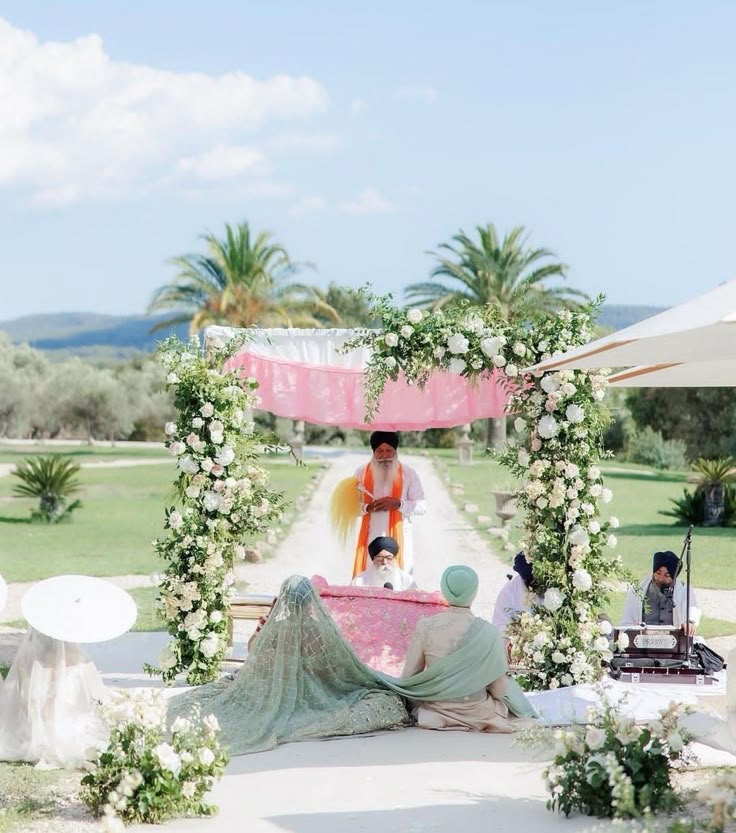 Raagi and Kirtaniye arrangements